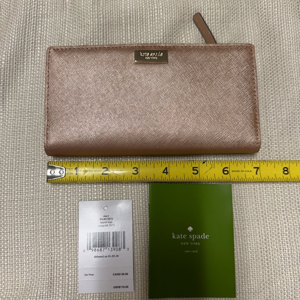 NWT Kate Soade Wallet Compact, Laurel Way Metallic Saffiano Rose gold